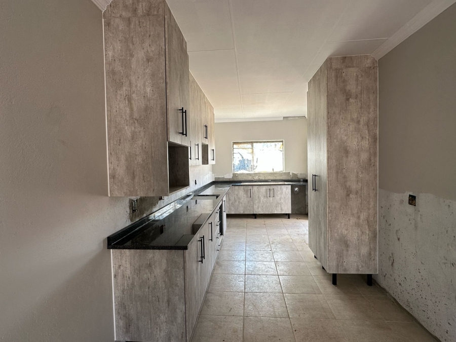 3 Bedroom Property for Sale in Waterval East North West